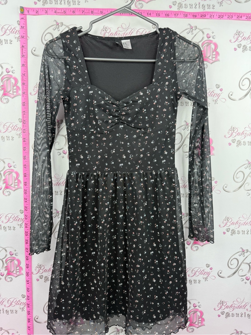 Divided Black Floral Mesh Long-Sleeve Sweetheart Dress